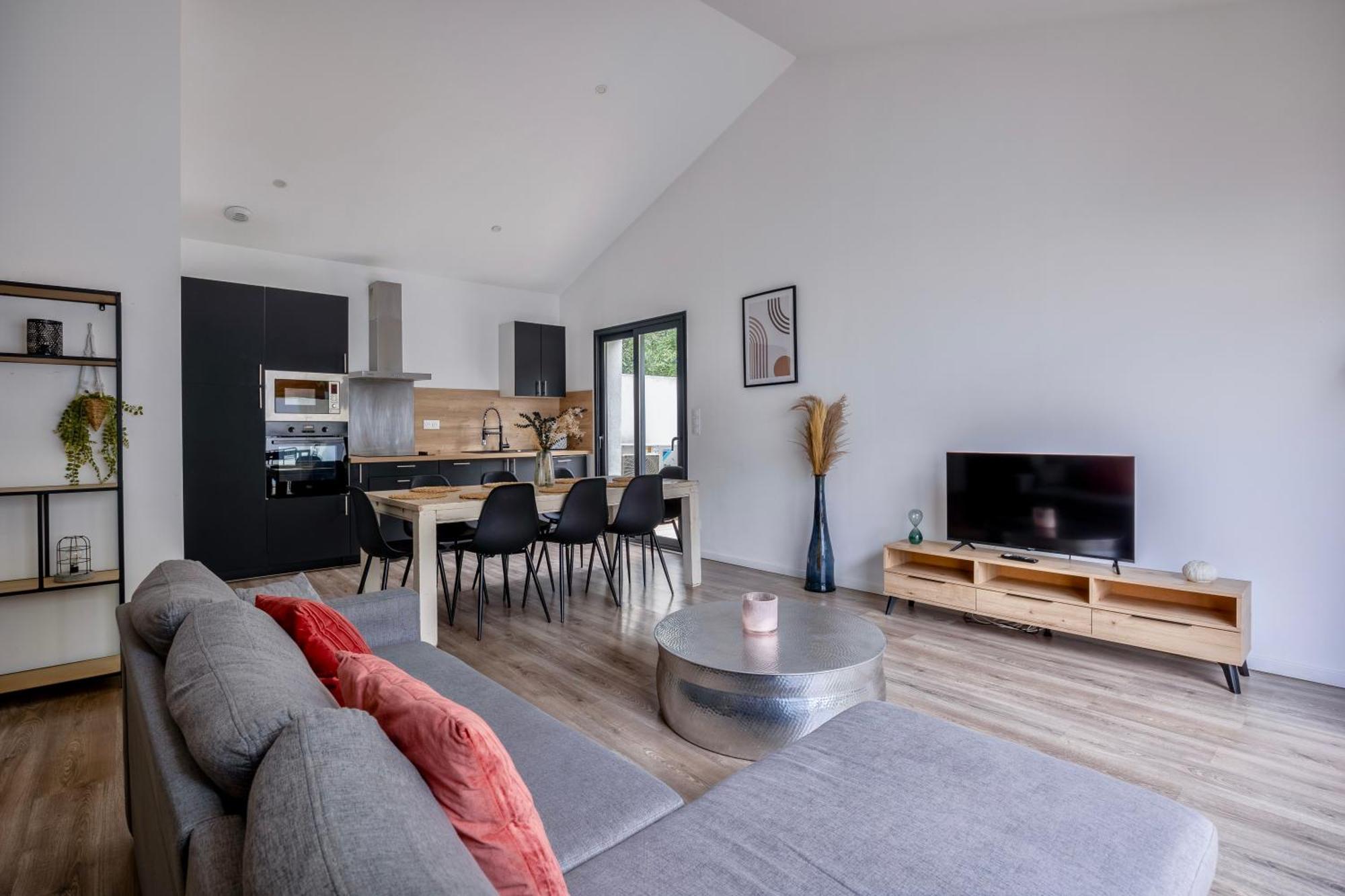 Maison T4 Climatisee Avec Jacuzzi A Lagord Luaran gambar