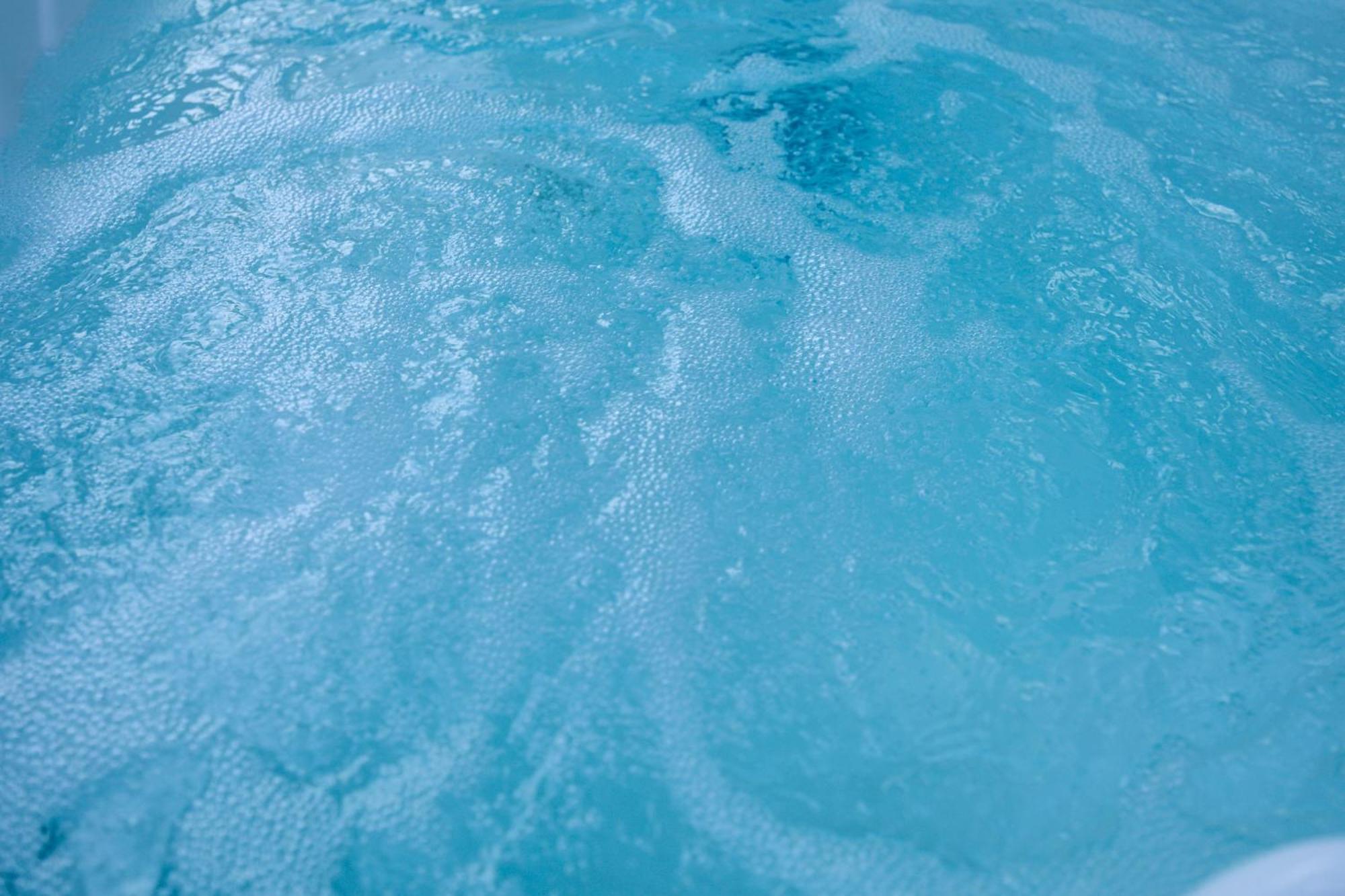 Maison T4 Climatisee Avec Jacuzzi A Lagord Luaran gambar